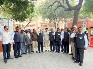 24 साल से बकाया वेतन–पेंशन को लेकर 96 पूर्व सैनिकों का NTPC कार्यालय के बाहर शांतिपूर्ण प्रदर्शन