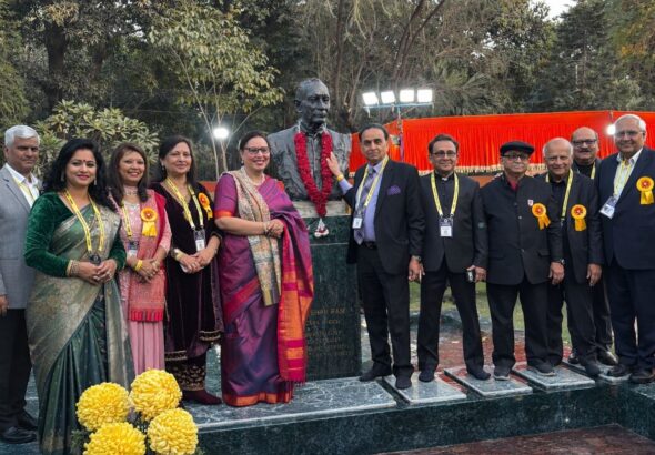 एक सदी का सफर और यादों का संगम—एसआरसीसी में पूर्व छात्रों का भव्य मिलन