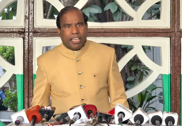 “बिल गेट्स को तुरंत निर्वासित किया जाए” — डॉ. के.ए. पॉल ने प्रधानमंत्री से की कार्रवाई की मांग, अनुच्छेद 14 का दिया हवाला