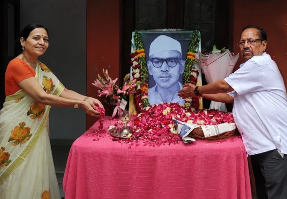 पंडित हीरा लाल चतुर्वेदी की 49वीं पुण्यतिथि पर श्रद्धांजलि, संगीत जगत ने किया नमन