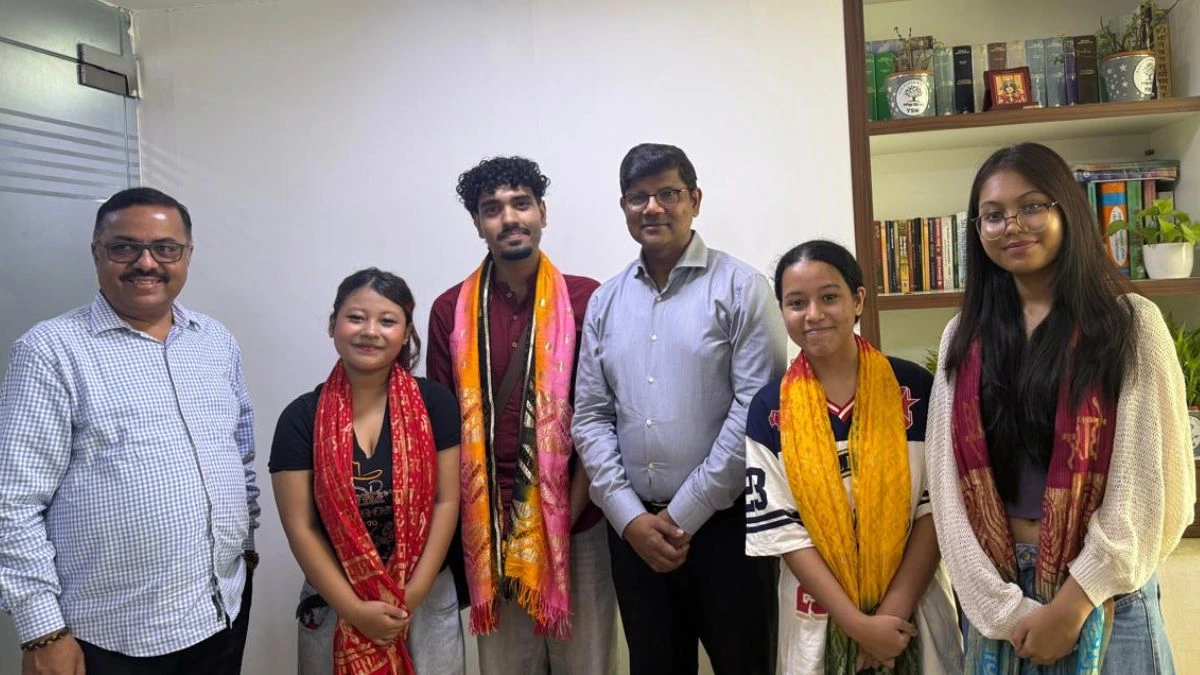 असम बाढ़ पीड़ितों के लिए Gen Z और DU छात्रों ने शुरू की राहत मुहिम