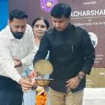 Delhi University Acharshala: ‘युवा, लोकतंत्र और भारत का भविष्य’ पर छात्रों और विशेषज्ञों के बीच संवाद