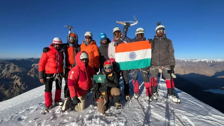 लद्दाख में भारतीय पर्वतारोहियों की बड़ी उपलब्धि, तीन चोटियों पर पहली चढ़ाई